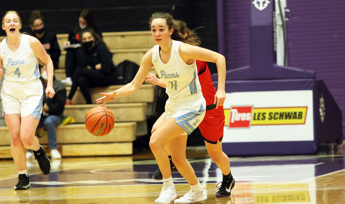 Clackamas Lakeridge girls basketball Dan Brood 52